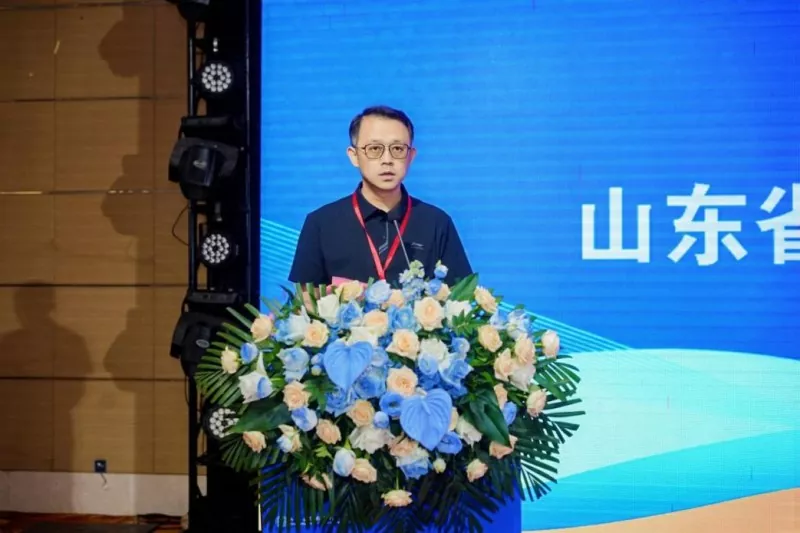 Hoʻopaʻa i ka hoʻomohala honua: Shandong Steel Structure Industry Association i kūleʻa i ka hoʻopaʻa ʻana i ka hālāwai kūkā ʻike ʻike ma ka Internationalization Industrial