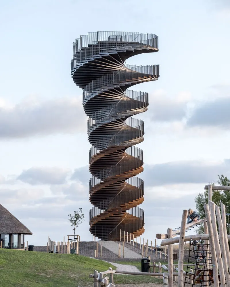 Hale Kiekie Landscape Tower